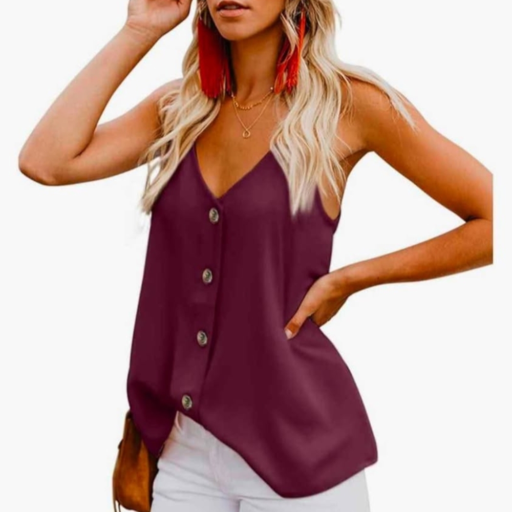 NWOT Women's Sleeveless Button-Down Top